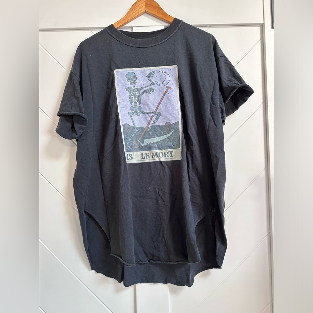 Pebby Forevee side slit shirt size XL.